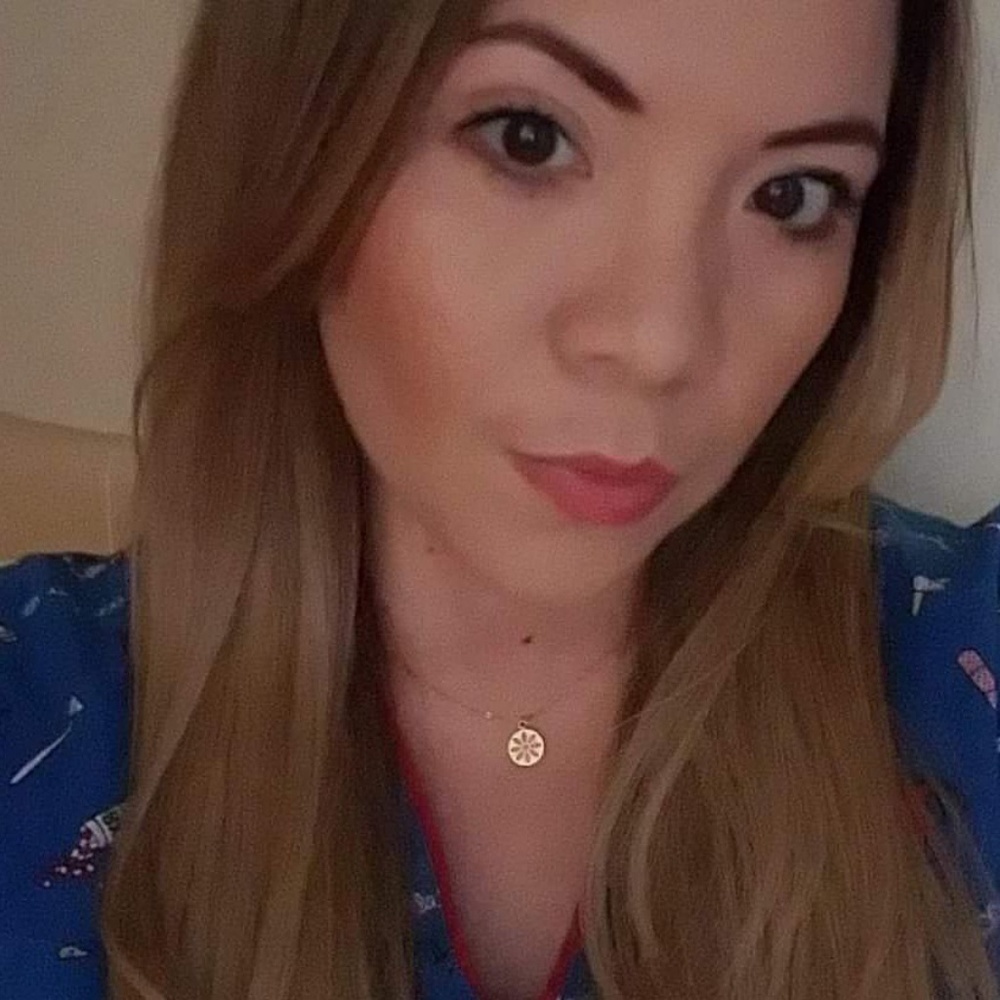 Meet your Posher, Saray